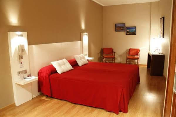 Hotel Fuente El Cura แซกส์ ภายนอก รูปภาพ