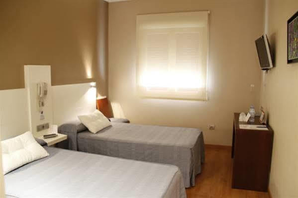 Hotel Fuente El Cura แซกส์ ภายนอก รูปภาพ