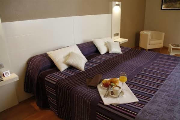 Hotel Fuente El Cura แซกส์ ภายนอก รูปภาพ